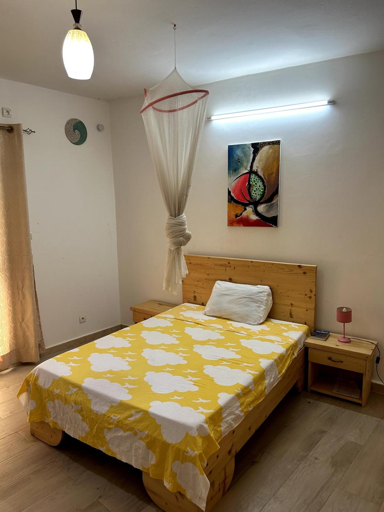 Chambre Spacieuse Avec Balcon - Salle De Bain Exterieure Privee & Breakfast แซ็ง-ลุย ภายนอก รูปภาพ