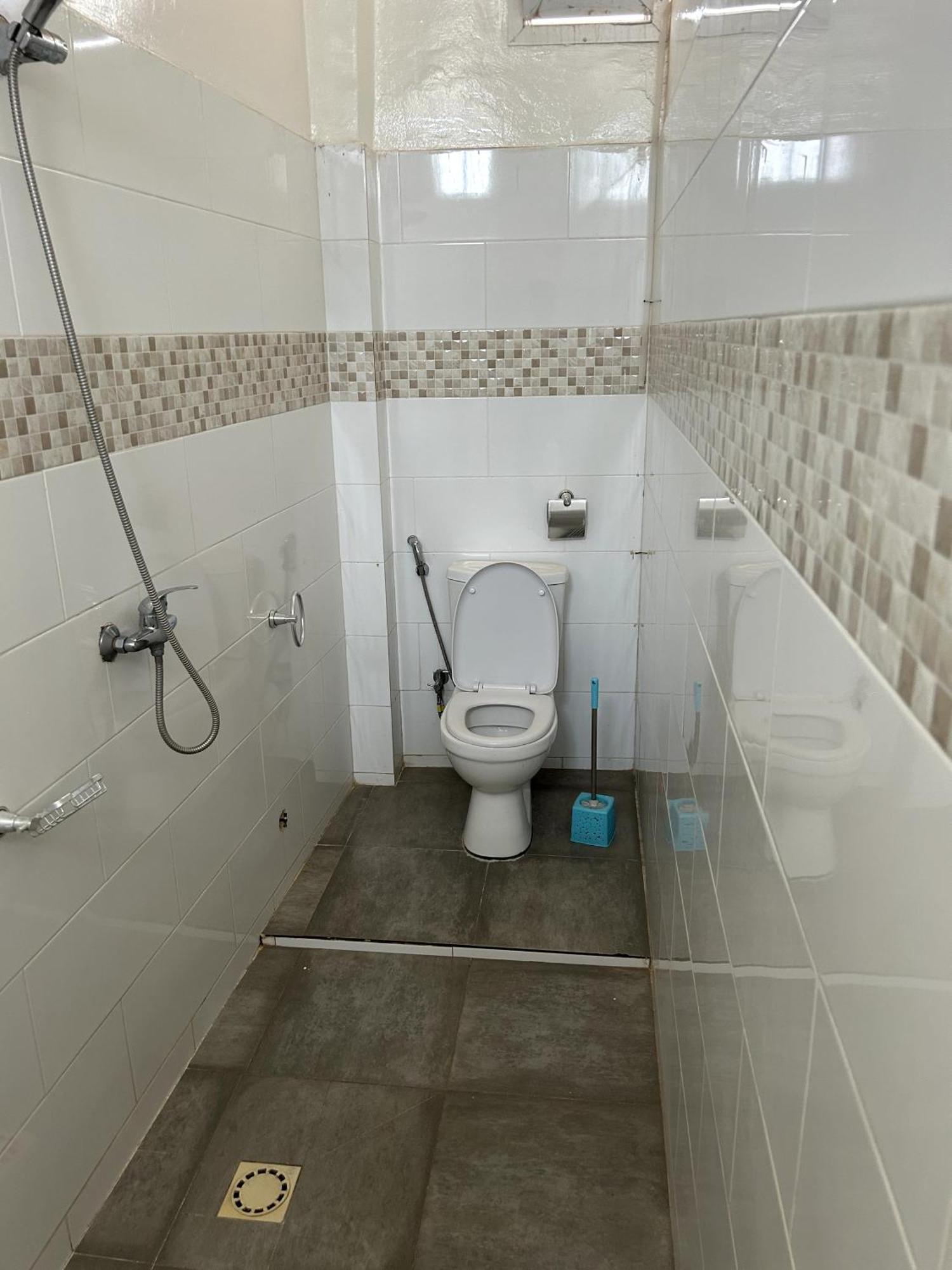 Chambre Spacieuse Avec Balcon - Salle De Bain Exterieure Privee & Breakfast แซ็ง-ลุย ภายนอก รูปภาพ